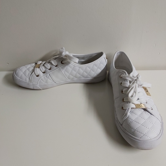 GUESS White and Gold Running Shoes Size 8 - Picture 2 of 6